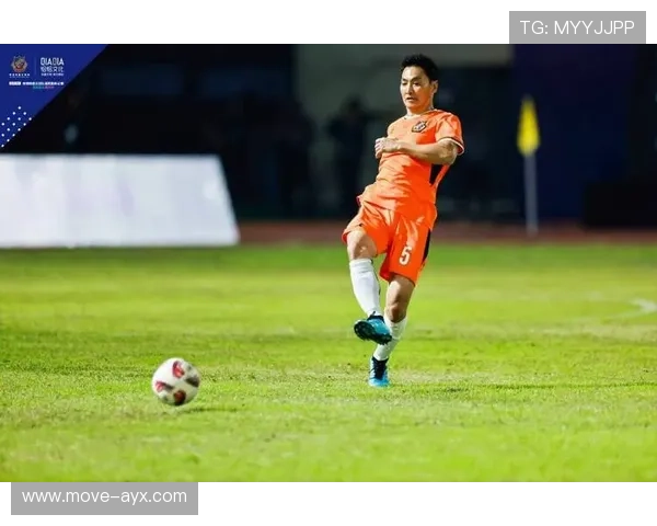 足球巨星个人突破技巧全面解析展现绿茵场上瞬间华丽风采